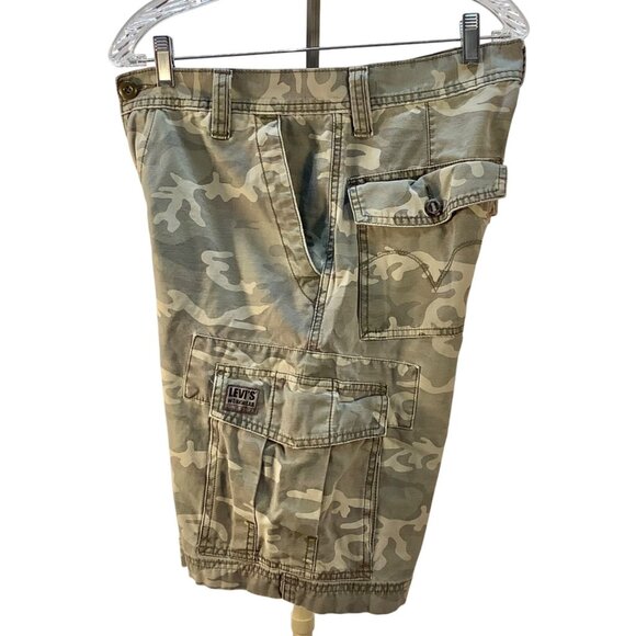 Levis Mens Cargo Shorts W30 Camouflage 100% Cotton With Multiple Pockets - Picture 1 of 7